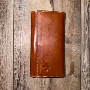 Patricia Nash Tan Leather Wallet